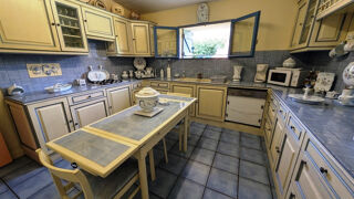  Proprit/chteau  vendre 6 pices 210 m