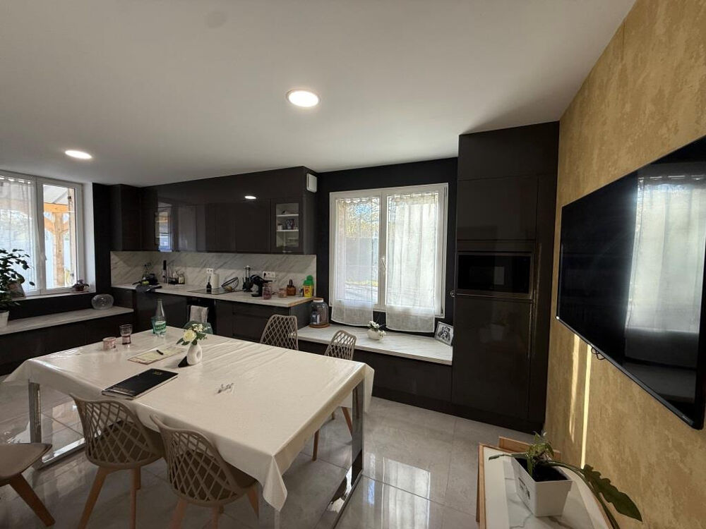 ST YZAN DE SOUDIAC MAISON 3 CHAMBRES sur 1000 m2