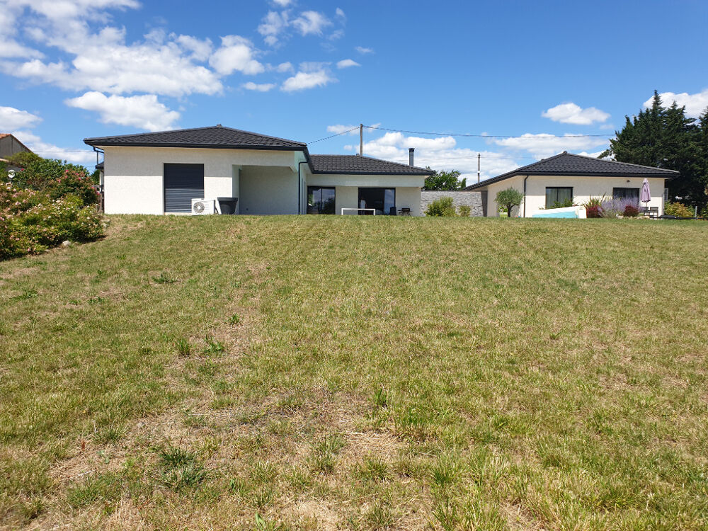 2 VILLAS NEUVES indépendantes (jumelables) - plain-pied - grand jardin plat - piscine chauffée - accès vélo -