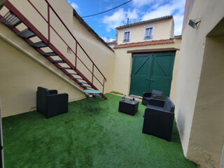  Maison  louer 9 pices 213 m