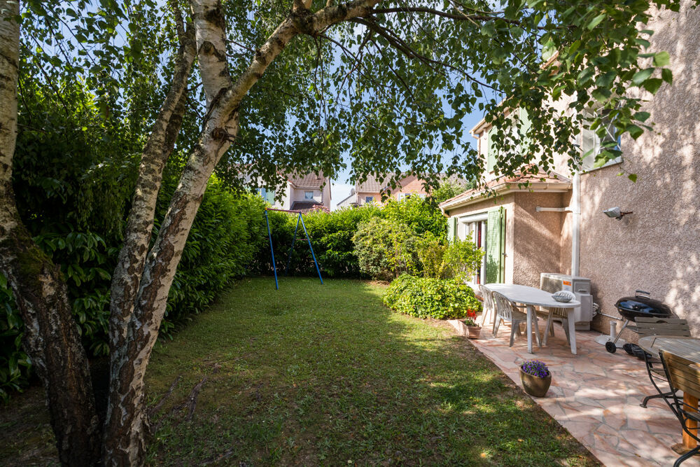 MAISON FAMILIALE - 166 m2 - ELANCOURT