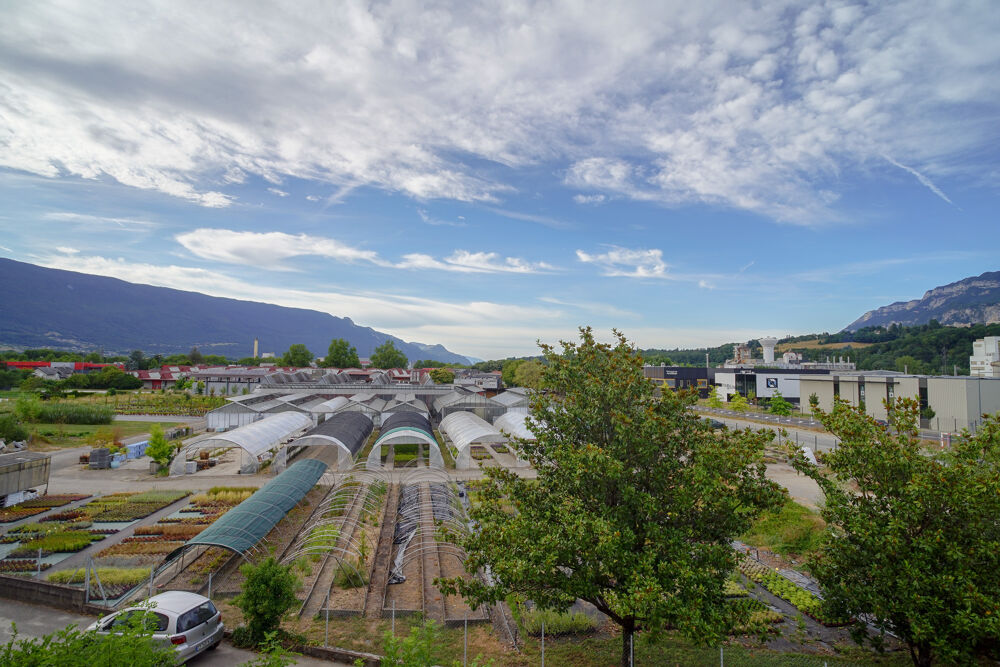 Location Appartement Vaste T3 - Balcon et Parking. Chambery