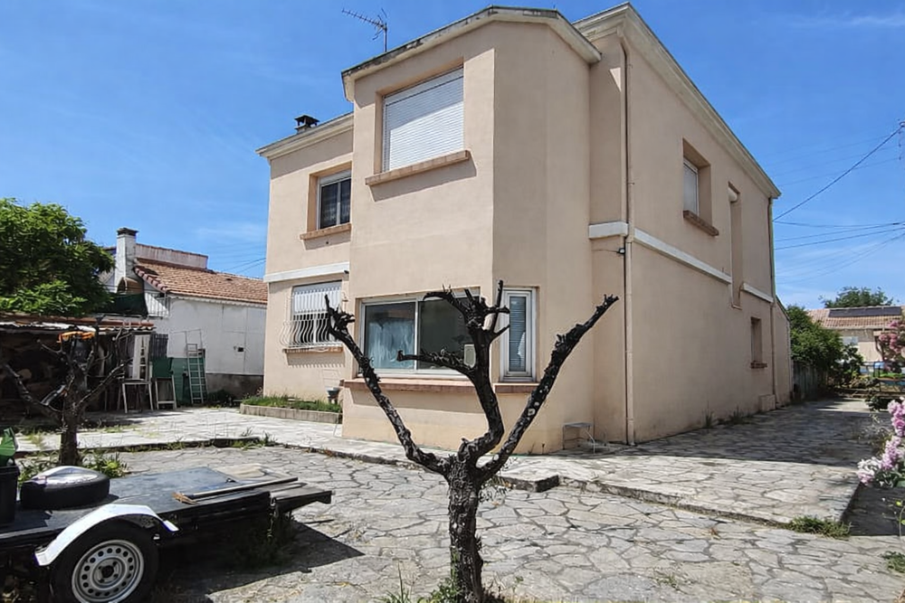 Maison familiale de 155 m2 avec fort potentiel daménagement (camping-car bienvenu)