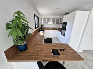 Maison � vendre 4 pi�ces 103 m� Semussac