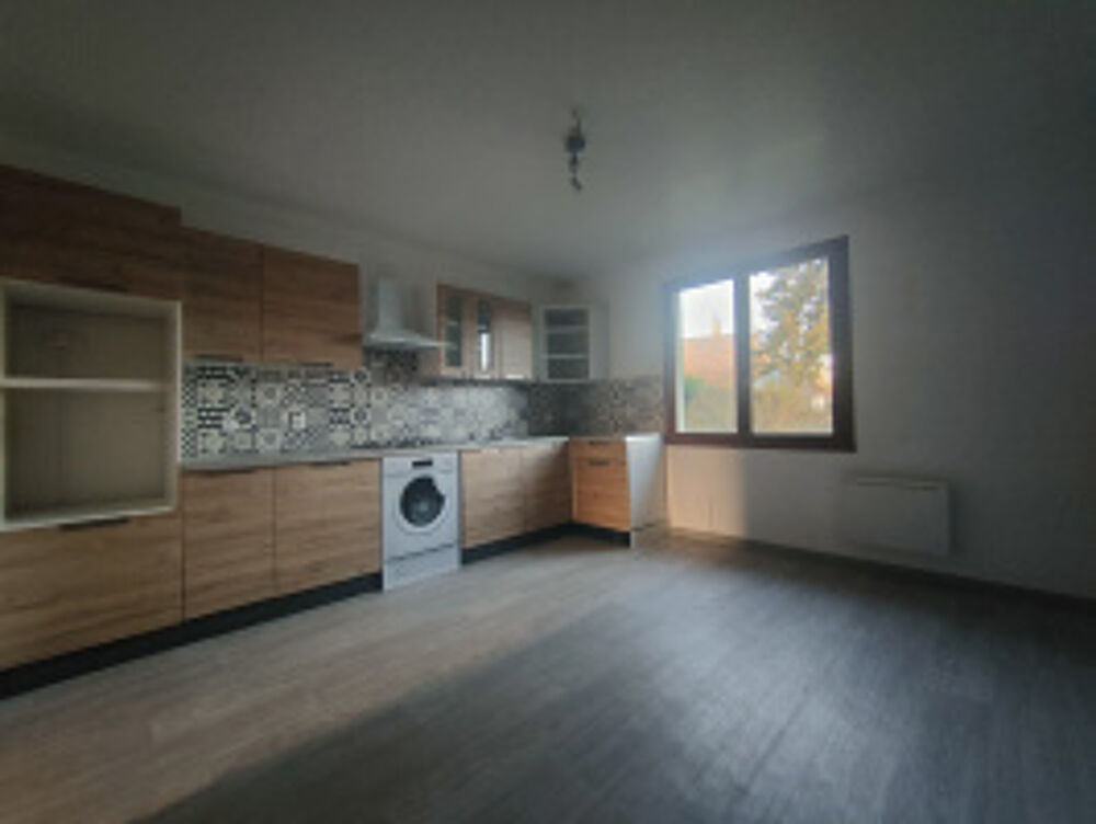 A 20 MN DE GISORS, JOLIE MAISON TRADITIONNELLE RENOVEE D'UNE SURFACE E 160 M2 HAB SUR 2000 M2 CLOS AU CALME