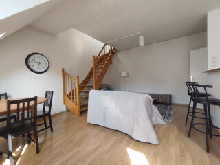  Appartement à louer 2 pièces 56 m²