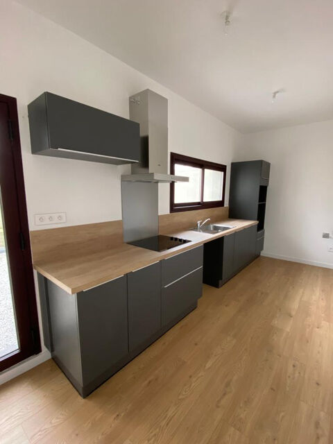   Appartement T3 avec terrasse Appartement - 3 pièce(s) - 84 m²