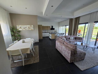  Maison à louer 5 pièces 115 m²