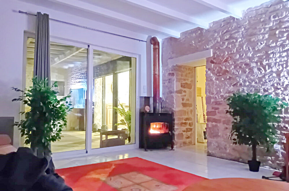 � vendre  Propri�t�/ch�teau Benon (17170)