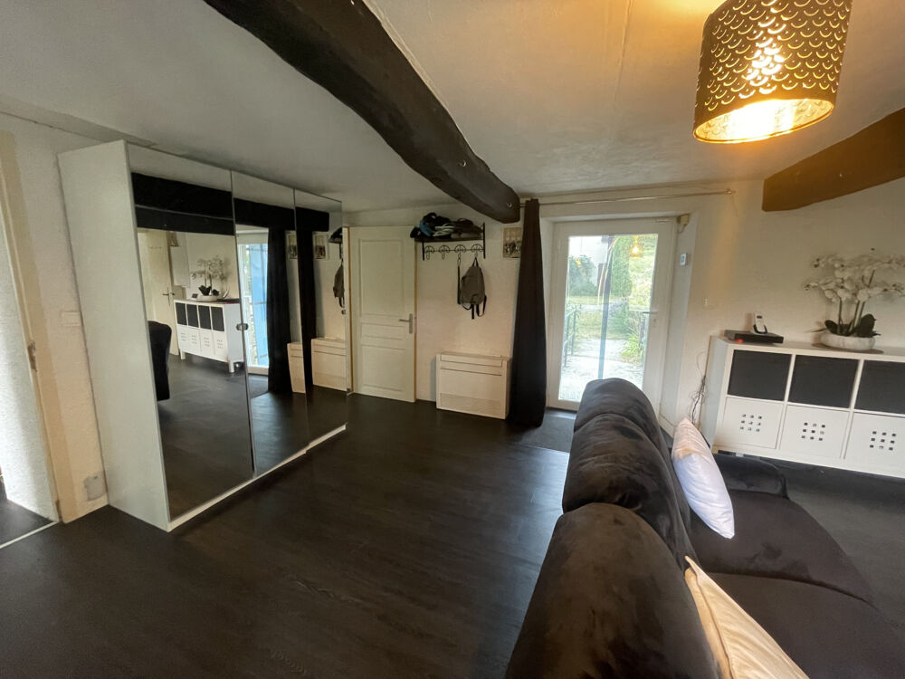 A vendre demeure d'exception, avec grand jardin, bois et piscine