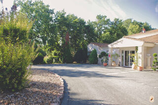  Maison  vendre 15 + pices 1000 m