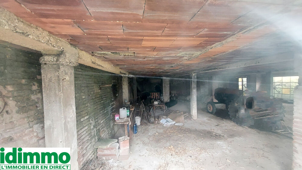 CINTEGABELLE-Corps de ferme 7 pièces 300 m2