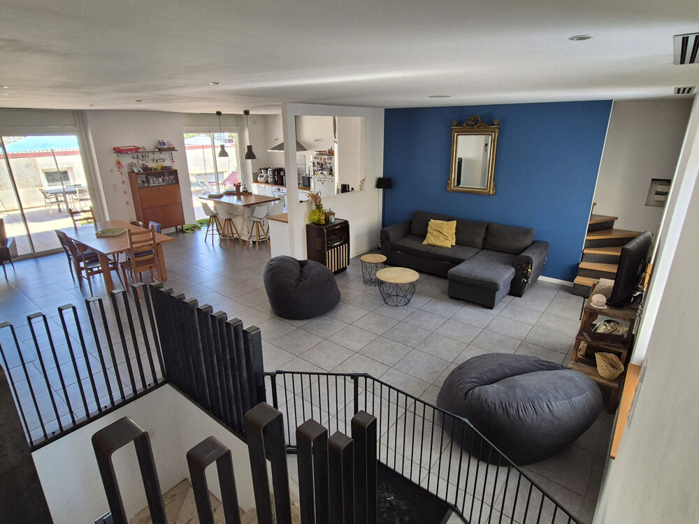 Maison de ville 150 m2 avec piscine grand garage