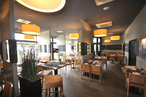   PAMIERS (09) - FONDS DE COMMERCE BISTRO REGENT - CHIFFRE D'AFFAIRE SOLIDE 