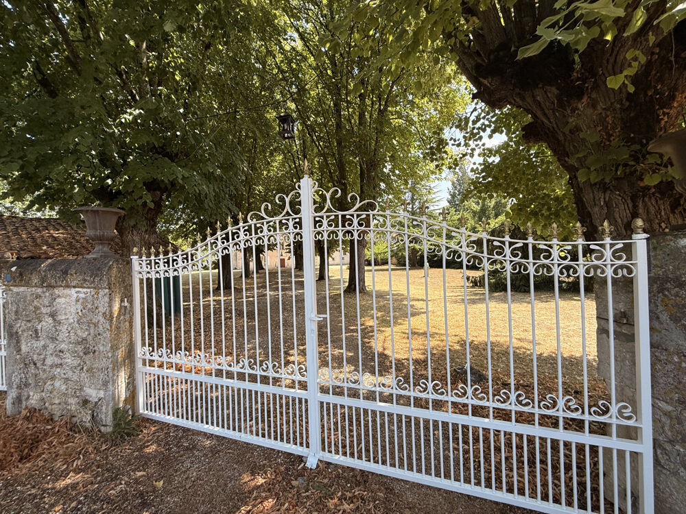 Vente Propriété/Château Logis ancienne seigneurie St pardoult
