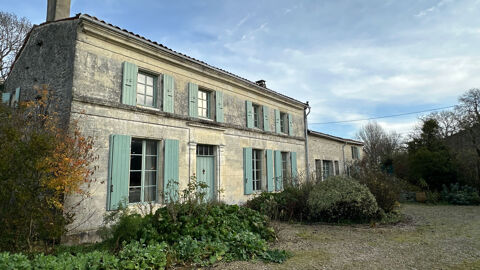   Très belle propriété  charme et environnement paisible Propriété/château - 8 pièce(s) - 267 m²