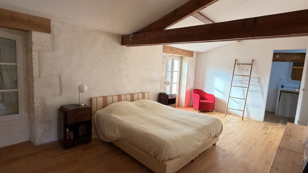 � vendre  Propri�t�/ch�teau Saint-Jean-d'Ang�ly (17400)