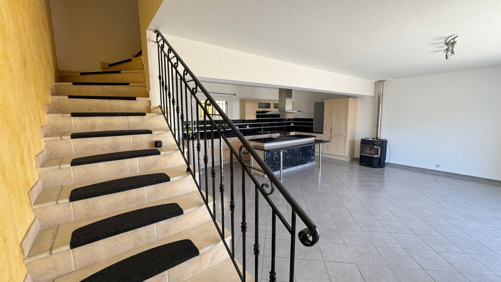 Villa jumelée avec garage à Grasse