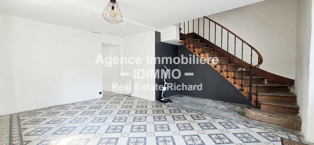 A VENDRE EN EXCLUSIVITÉ AGENCE IDIMMO : Maison spacieuse avec patio - Beaumont-du-Gâtinais (77890)