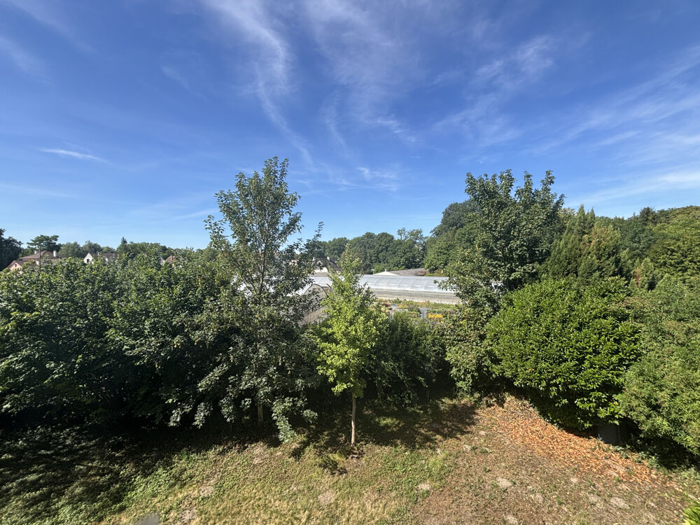 Centre-ville de Châtillon-sur-Seine (Côte-dOr),maison de 130m2 avec terrain de 532 m2 :garage