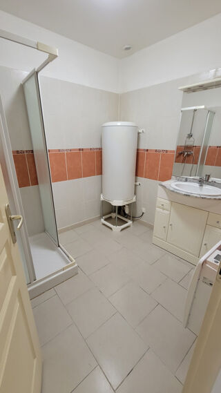  Appartement à louer 1 pièce 39 m²