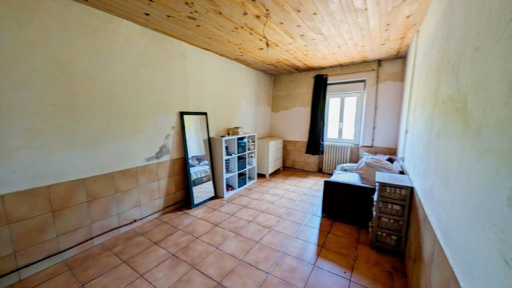Vente Maison Maison 111 m2 + Dépendances 300 m2 - Terrain 2442 m2 St christoly de blaye