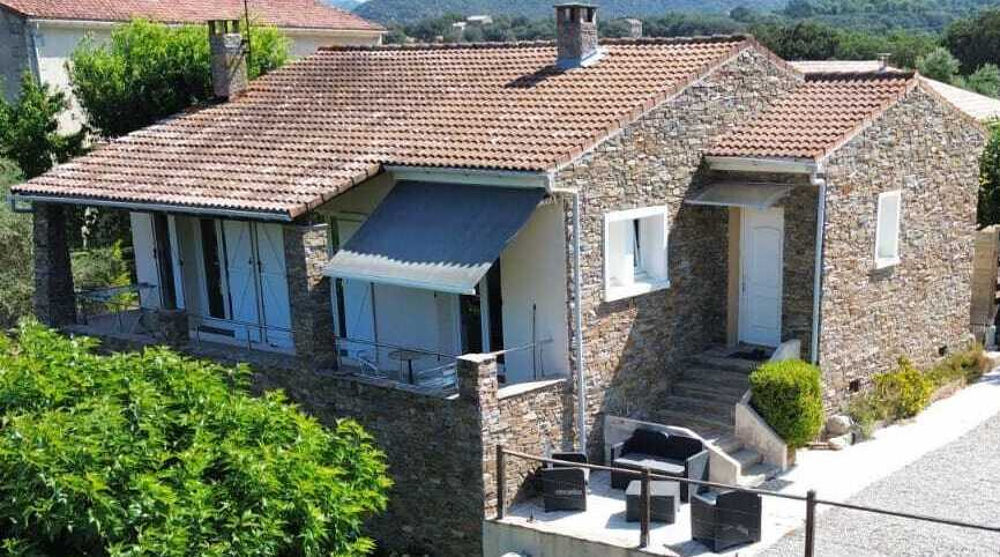 Villa T4 clé en main avec grand terrain, garage et forage
