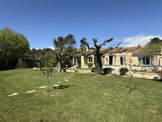  Maison à vendre 8 pièces 145 m²
