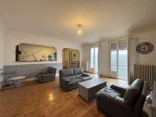  Maison � vendre 9 pi�ces 270 m�