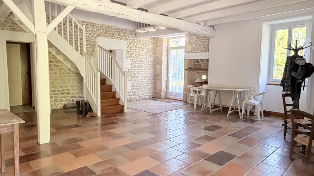 Vente Maison Maison charentaise au coeur de la nature Les eglises d argenteuil
