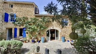 Maison 12 pièces 330 m² · à Suze-la-Rousse · 330 m² · 990 000 €