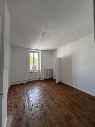 Maison à louer 3 pièces 98 m²