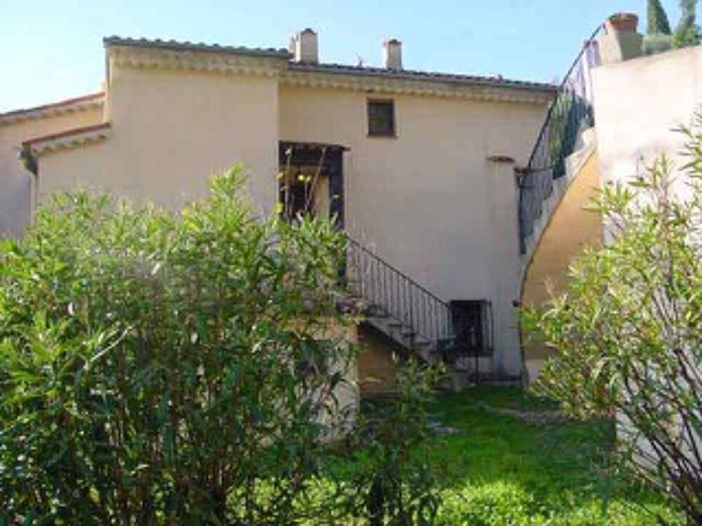 Location Appartement Location meublé Grasse est limite MAGAGNOSC Partie de maison bastide avec jardinet et parking Grasse