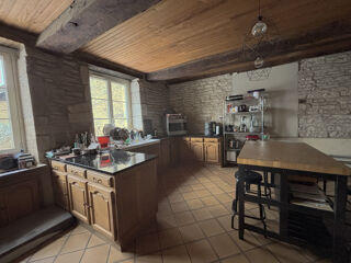  Maison � vendre 10 pi�ces 300 m�