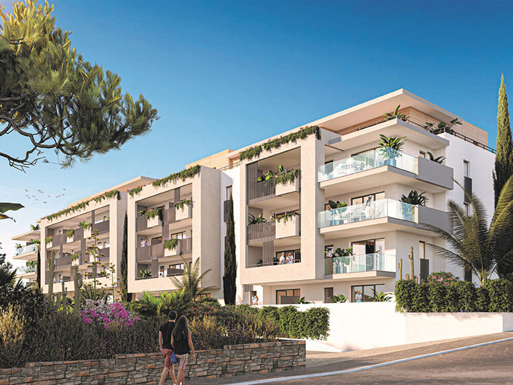 Vente Appartement  acheter  Cavalaire-Sur-Mer : appartement avec loggia 7 m2 Cavalaire sur mer