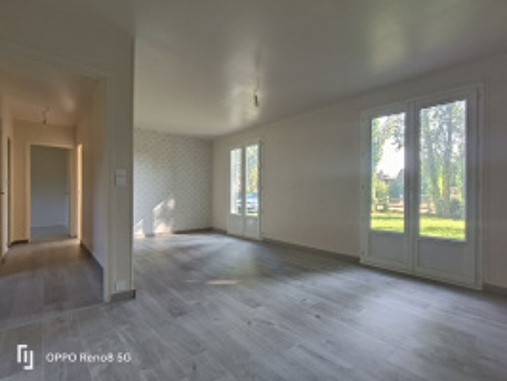 Vente Maison JOLI PAVILLON DE PLAIN PIED DE 70 M2 HAB AVEC GARAGE SUR 1400 M2 DE TERRAIN CLOS AU CALME PROCHE DES COMMODIT Gournay en bray