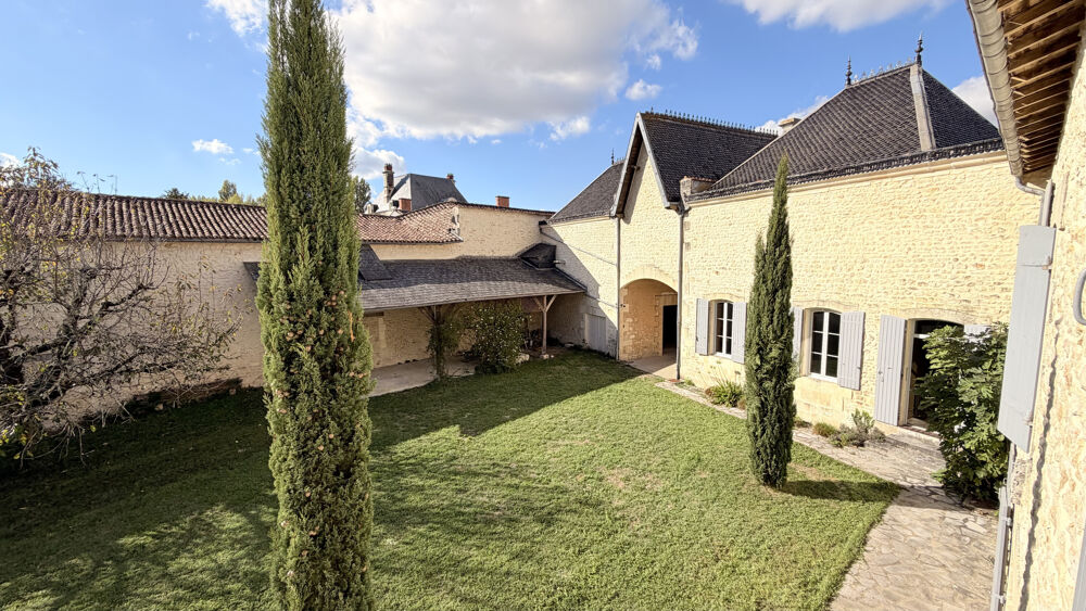 Vente Propriété/Château Une façade d'exception... St jean d angely