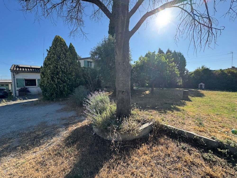 Maison familiale de 205m2 sur un terrain entièrement clos de 2200m2