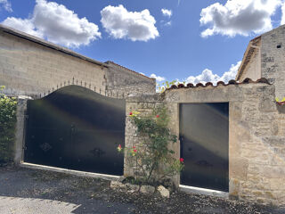  Maison  vendre 7 pices 221 m