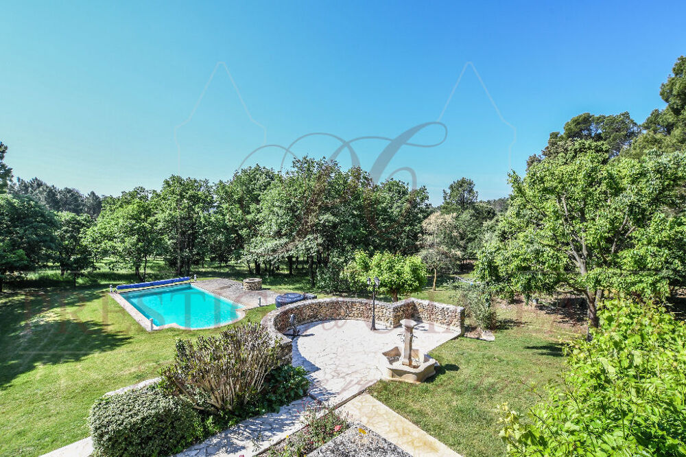 Mas Provençal secteur Sainte Cecile Les Vignes 9 pièce(s) 225 m2