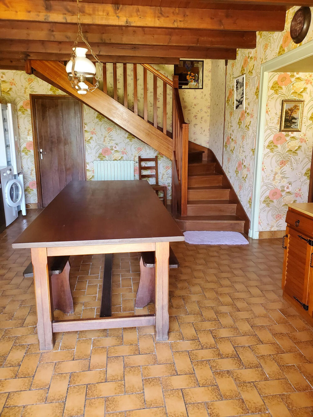 Vente Maison Maison 8 pièces , surface de 197 m2 + Dépendances , située sur la commune de: BARZAN Barzan