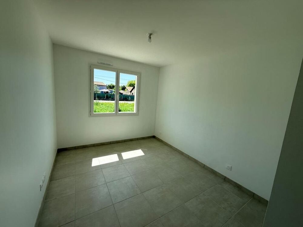 Vente Maison ST YZAN MAISON NEUVE 3 CHAMBRES REGLEMENTATION RE 2020 St yzan de soudiac