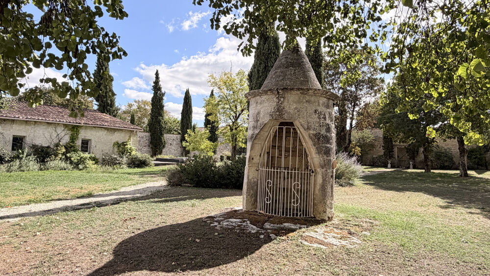 à vendre  Propriété/château Matha (17160)