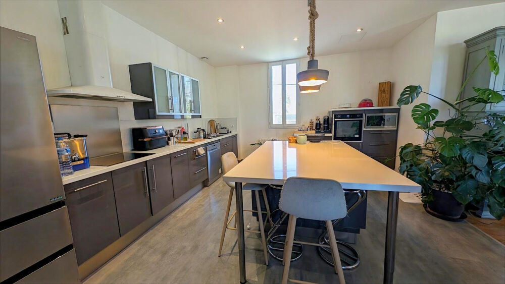 Vente Maison MAISON EN PIERRE -150 m2 - 3 Chambres - REIGNAC Reignac
