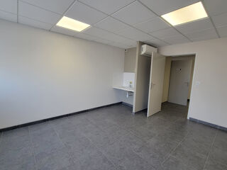   LOCAL COMMERCIAL OU PROFESSIONNEL Bram