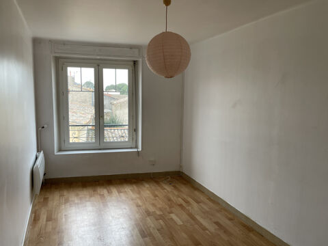 Appartement en location dernier étage à Villesèquelande 380 Villesquelande (11170)