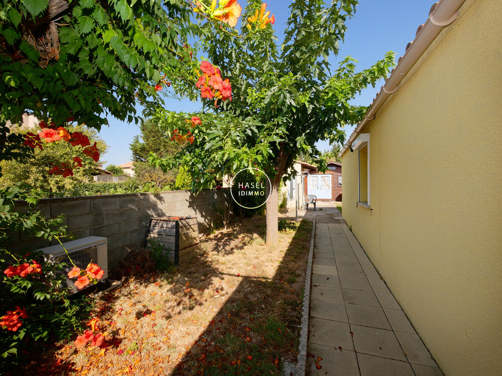 Vente Maison Villa en parfait état avec piscine, garage et grand jardin avec dépendance Marseillan
