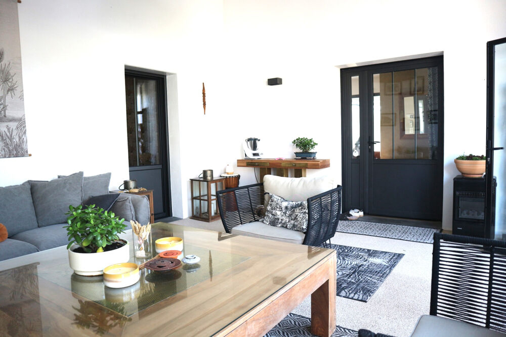 � vendre  Propri�t�/ch�teau La Rochelle (17000)