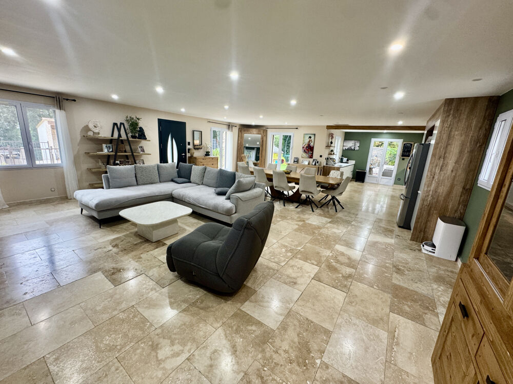  vendre  Maison Suze-la-Rousse (26790)