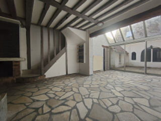  Propriété/château à vendre 6 pièces 140 m²